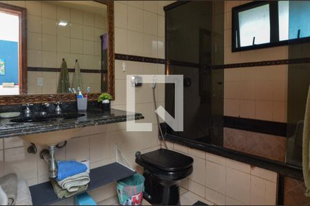 Apartamento à venda com 180m², 5 quartos e 3 vagas Apartamento à venda com 180m², 5 quartos e 3 vagasBanheiro da Suíte 3