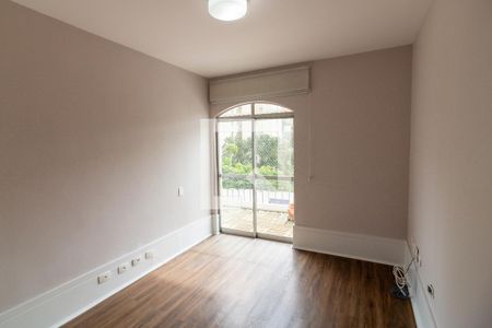 Quarto 1 de apartamento para alugar com 3 quartos, 210m² em Vila Morumbi, São Paulo