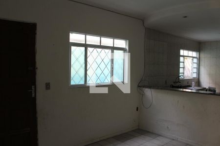 Sala de casa para alugar com 2 quartos, 90m² em Cidade Martins, Guarulhos