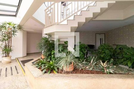 Apartamento para alugar com 117m², 3 quartos e 3 vagas Apartamento para alugar com 117m², 3 quartos e 3 vagasÁrea comum - Hall