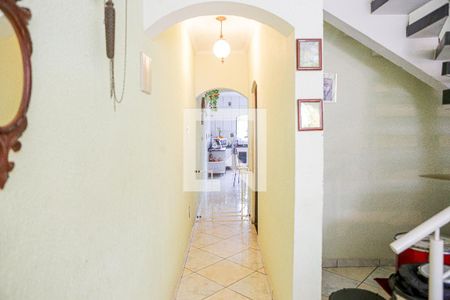 Casa à venda com 250m², 2 quartos e 8 vagas Casa à venda com 250m², 2 quartos e 8 vagasCorredor