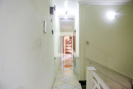 Casa à venda com 250m², 2 quartos e 8 vagas Casa à venda com 250m², 2 quartos e 8 vagasCorredor