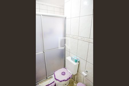 Casa à venda com 250m², 2 quartos e 8 vagas Casa à venda com 250m², 2 quartos e 8 vagasBanheiro da Suíte