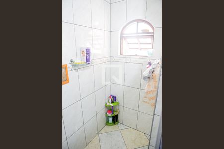 Casa à venda com 250m², 2 quartos e 8 vagas Casa à venda com 250m², 2 quartos e 8 vagasBanheiro da Suíte