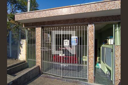 Casa à venda com 290m², 4 quartos e 1 vagaFachada