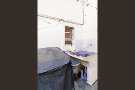 Casa à venda com 290m², 4 quartos e 1 vagaLavanderia (Torneira) 2