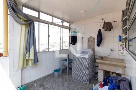 Casa à venda com 290m², 4 quartos e 1 vagaLavanderia 4