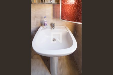 Casa à venda com 290m², 4 quartos e 1 vagaBanheiro 4