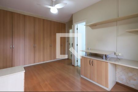 Casa à venda com 100m², 2 quartos e 2 vagas Casa à venda com 100m², 2 quartos e 2 vagasSuíte 2