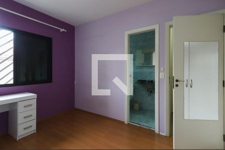 Casa à venda com 100m², 2 quartos e 2 vagasSuíte 1