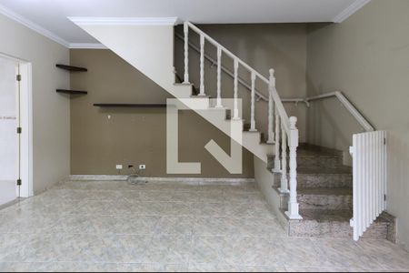 Casa à venda com 100m², 2 quartos e 2 vagas Casa à venda com 100m², 2 quartos e 2 vagasSala