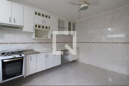 Casa à venda com 100m², 2 quartos e 2 vagasCozinha