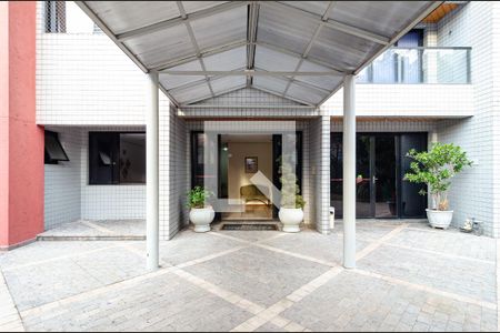 Apartamento à venda com 79m², 3 quartos e 2 vagasEntrada