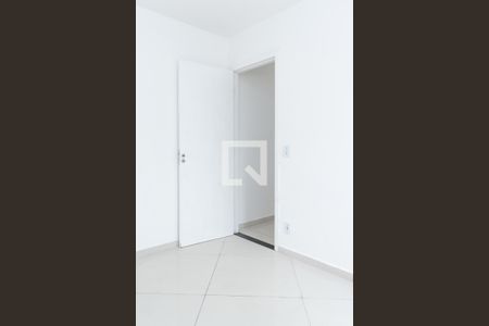 Quarto 2 de apartamento para alugar com 2 quartos, 47m² em Vila Florida, Guarulhos