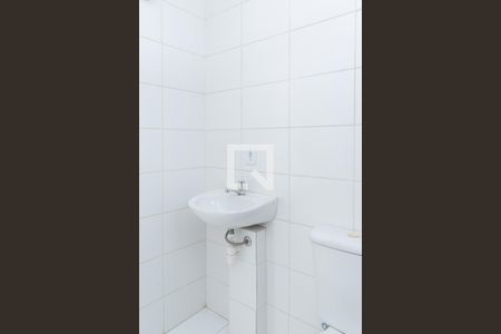 Banheiro de apartamento para alugar com 2 quartos, 47m² em Vila Florida, Guarulhos