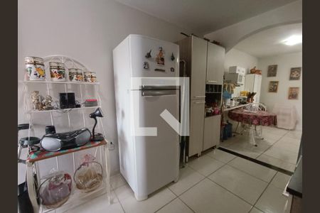 Casa à venda com 220m², 3 quartos e 2 vagasCozinha