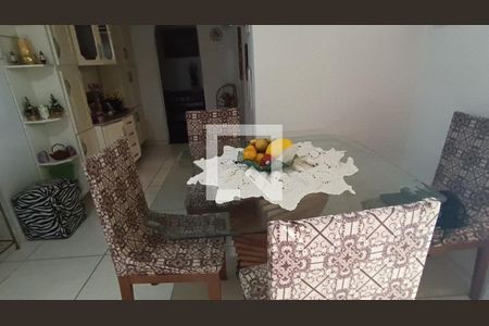 Casa à venda com 220m², 3 quartos e 2 vagasCopa