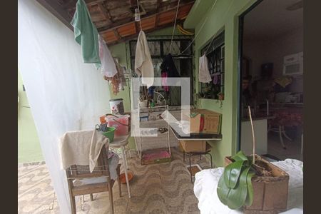 Casa à venda com 220m², 3 quartos e 2 vagasÁrea de Serviço