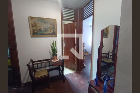 Corredor de casa à venda com 3 quartos, 220m² em Alípio de Melo, Belo Horizonte