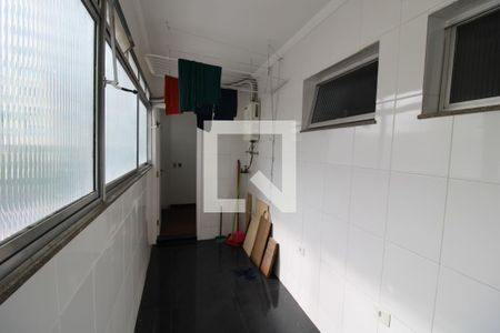 Apartamento para alugar com 115m², 4 quartos e 1 vagaÁrea de Serviço