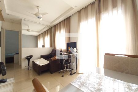 Sala de apartamento à venda com 2 quartos, 60m² em Parque Fazendinha, Campinas