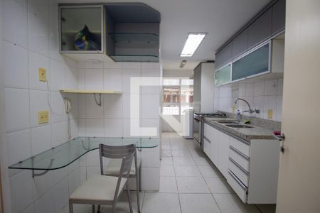 Apartamento para alugar com 84m², 2 quartos e 1 vagaCozinha e Área de Serviço