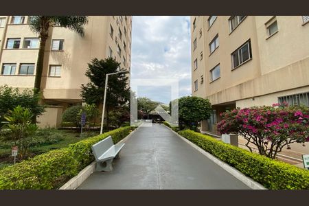 Apartamento à venda com 65m², 2 quartos e 1 vagaÁrea comum - Entrada