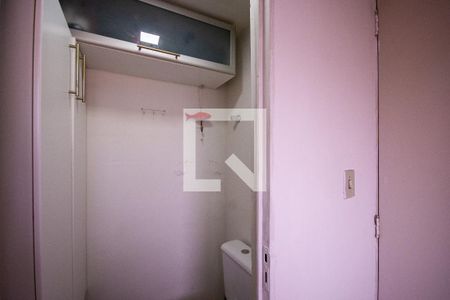 Apartamento à venda com 65m², 3 quartos e 1 vagaÁrea de Serviço - Banheiro 