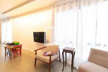 Sala de apartamento à venda com 2 quartos, 136m² em Perdizes, São Paulo