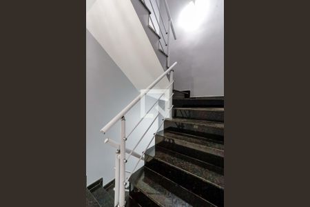 Escada Quartos de casa para alugar com 3 quartos, 250m² em Vila Maria Alta, São Paulo