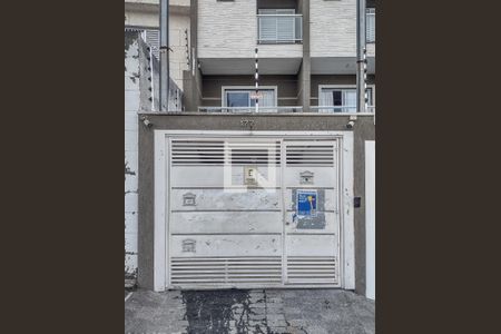 Casa para alugar com 250m², 3 quartos e 4 vagasFachada