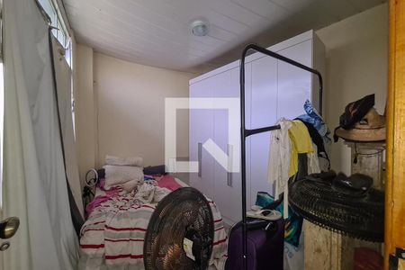 Casa à venda com 217m², 3 quartos e 2 vagasQuarto de Serviço