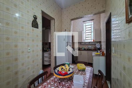 Casa à venda com 217m², 3 quartos e 2 vagasCozinha