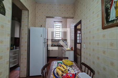 Casa à venda com 217m², 3 quartos e 2 vagasCozinha
