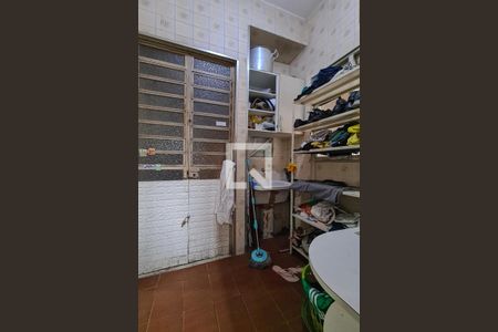 Casa à venda com 217m², 3 quartos e 2 vagasÁrea de Serviço