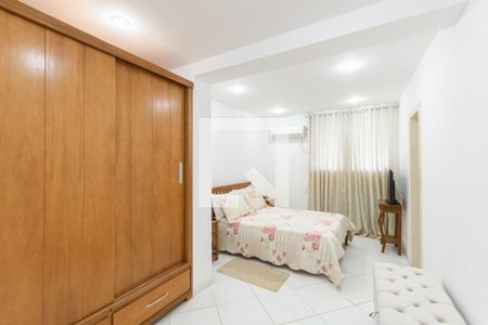 Suíte de apartamento à venda com 3 quartos, 200m² em Tijuca, Rio de Janeiro