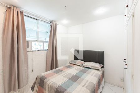 Apartamento à venda com 200m², 3 quartos e 1 vagaQuarto 2