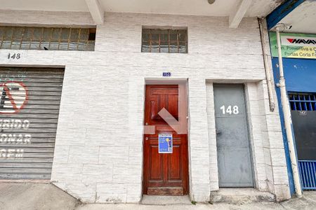 Casa à venda com 61m², 2 quartos e sem vaga Casa à venda com 61m², 2 quartos e sem vagaFachada