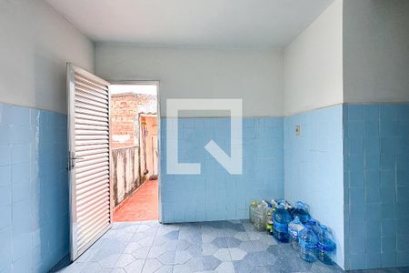Casa à venda com 61m², 2 quartos e sem vaga Casa à venda com 61m², 2 quartos e sem vagaCozinha