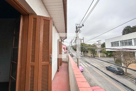 Casa à venda com 61m², 2 quartos e sem vaga Casa à venda com 61m², 2 quartos e sem vagaVaranda