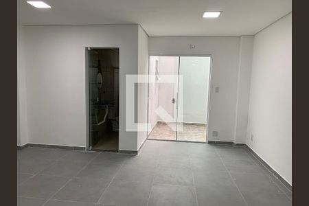 Sala/Quarto de kitnet/studio para alugar com 1 quarto, 32m² em Jardim Tijuco, Guarulhos