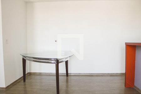 Apartamento à venda com 68m², 2 quartos e 1 vaga Apartamento à venda com 68m², 2 quartos e 1 vagaSala
