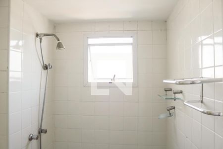 Apartamento à venda com 68m², 2 quartos e 1 vaga Apartamento à venda com 68m², 2 quartos e 1 vagaBanheiro da Suíte
