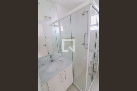 Apartamento à venda com 70m², 2 quartos e 2 vagas Apartamento à venda com 70m², 2 quartos e 2 vagasBanheiro Social