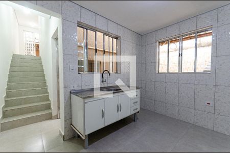 Casa à venda com 120m², 2 quartos e 2 vagasCozinha