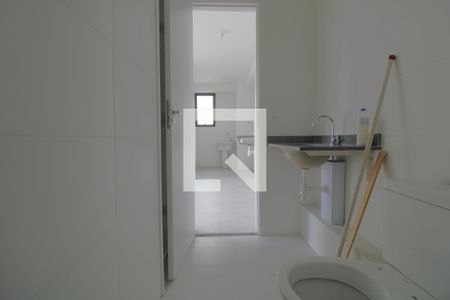 Apartamento para alugar com 33m², 2 quartos e sem vagaBanheiro