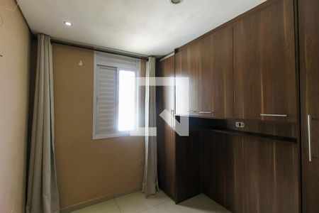 Quarto 1 de apartamento para alugar com 2 quartos, 50m² em Jardim Planalto, São Paulo