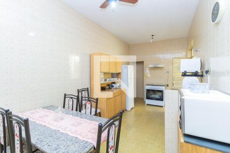 Cozinha  de casa à venda com 3 quartos, 161m² em Ipiranga, Belo Horizonte