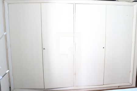 Casa à venda com 193m², 3 quartos e 1 vagaQuarto 3 - Armários