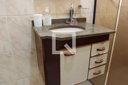 Casa à venda com 193m², 3 quartos e 1 vagaDetalhe do banheiro 1